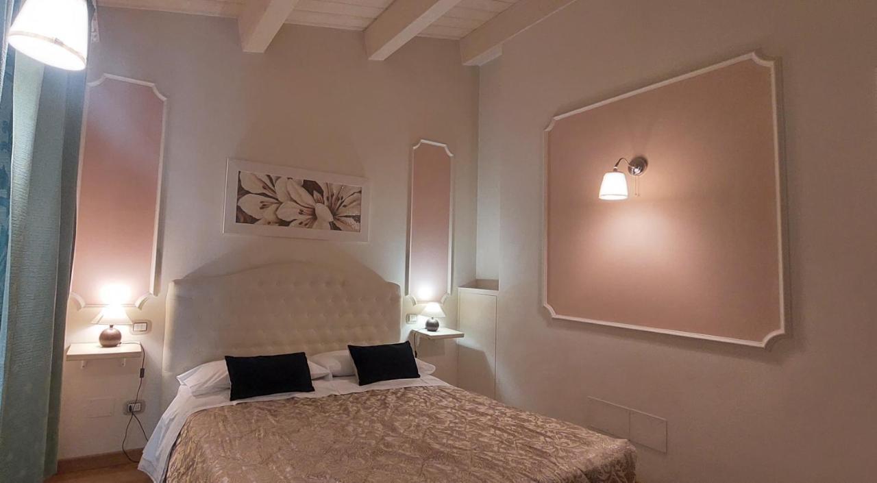 Bed and Breakfast Il Piccolo Giglio Porto SantʼElpidio Exterior foto